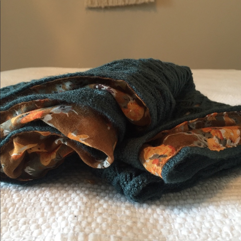 Infinity scarf - Picture 4 of 4